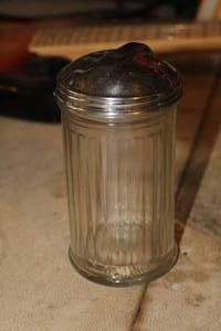 lot 566 image: Sugar Pourer