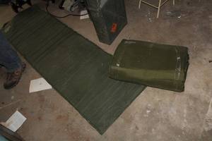 lot 429 image: Lot of (2) 70 Sleeping Pads