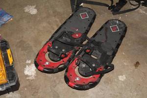 lot 452 image: In Step Sub Zero 8.25 Snow Shoes
