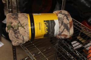 lot 689 image: Cabelas Fleece Throw
