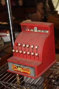 lot 675 image: Vintage Tom Thumb Cash Register Replica