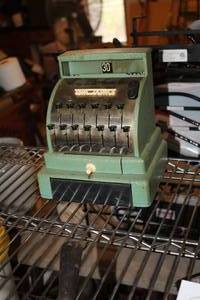 lot 674 image: Vintage Tom Thumb Cash Register Replica