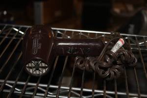 lot 825 image: Vidal Sassoon 1500 Hair Dryer
