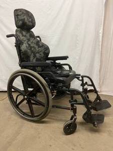 MSRP $2200 Sunrise Medical Quickie 2 Folding Ultra Lightweight Manual Wheelchair With Combat Camo Fabric - Great Working Condition&nbsp