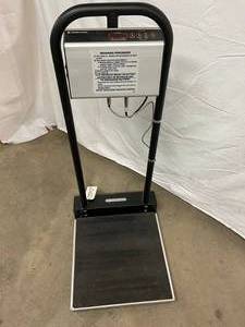 MSRP $2200 Health O Meter Pro Plus 800lb Capacity Digital Bariatric Adult Weighing Platform Scale WHandrail -&nbspmotion-sensing weighing technology, to determine the actual weight of a moving patient - Great For Weighing Shipping Packages Too