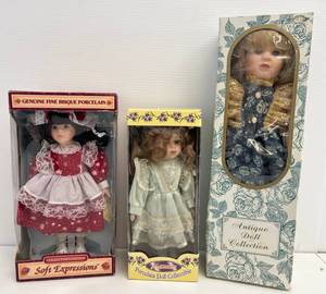 lot 49 image: Group Of Vintage Dolls Including Soft Expressions And More
