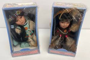 lot 61 image: Two Cathay Collection Porcelain 7 Indian Dolls In Original Boxes NIB