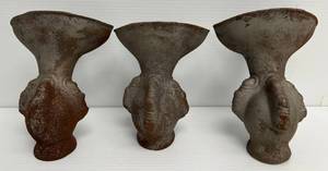 lot 160 image: Three Antique Cast Iron Claw Feet For Claw Foot Tube