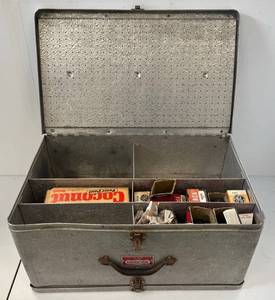 lot 198 image: Vintage Aluminum TV Repairmans Case With Vintage Tubes And Parts