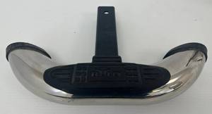 lot 202 image: Bully Hitch Step Insert