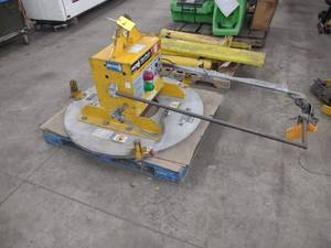 lot 2 image: Anver Vac-Pack Vacuum Lifter, 42 D...