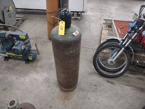 lot 15 image: Acetylene Bottle (Partial Full)...