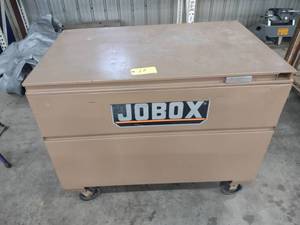 lot 17 image: Jobox Gang Box, 48x30x30...