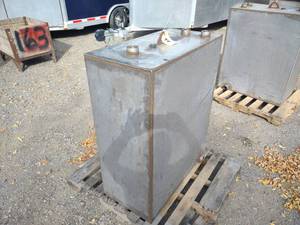 lot 44 image: Stainless Steel Tank, 36x18x44...