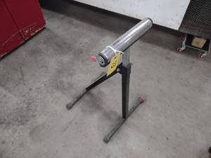 lot 73 image: Adjustable Height Roller Stand...