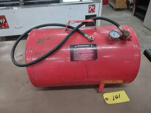 lot 101 image: Air Tank...