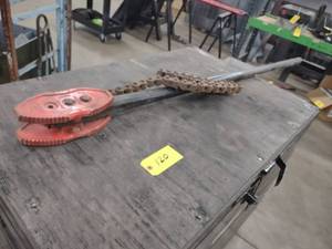 lot 120 image: Ridgid No. 3237 Chain Wrench, 2-12...