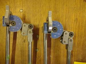 lot 159 image: (2) Swageloc 12 Tubing Benders