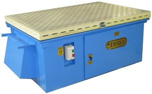lot 4 image: Denray Downdraft Table