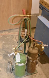 lot 40 image: oxyacetylene torch