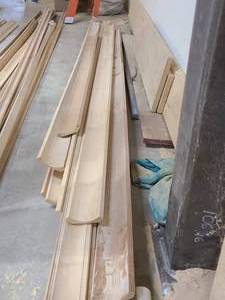 lot 35 image: cove crown molding bundle