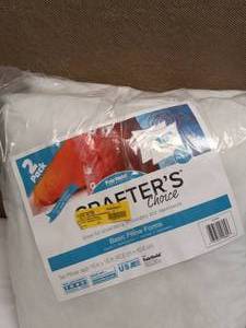 (2) CRAFTERS CHOICE PILLOWS & POLY-FIL EXTRA LOFT