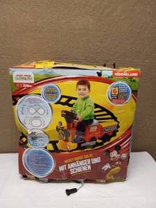 MICKEY 6 VOLT POWERED TRAIN WITH CABOOSE AND TRACK
