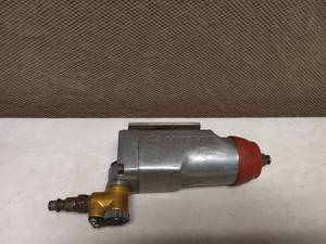 HUSKY BUTTERFLY AIR IMPACT WRENCH & HOSE