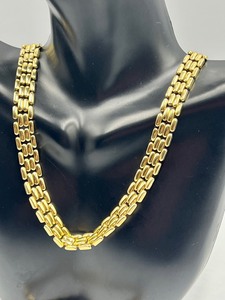 lot 3 image: 14k Yellow Gold Necklace and Matching Bracelet