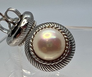 lot 28 image: Judith Ripka Sterling and Pearl Earrings