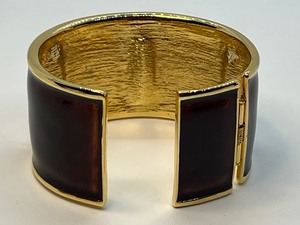 lot 43 image: Beautiful Kenneth J Lane Hinged Cuff Bracelet