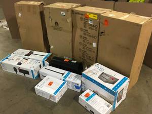 MIxed lot of mailboxes - various sizes and conditions - review all pictures