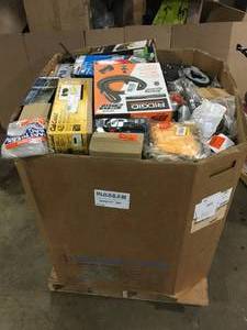 Pallet of Mixed Tools, Hand Tools and Acessories, Many Brands - All sorts of conditions - review all pictures