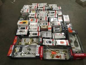 Mix Lot of Kwikset Smart Door LocksLock Smiths - various models and conditions Review all pictures