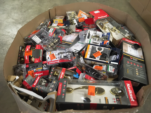 Pallet of Locks and Lock Smiths, Various Sizes and Conditions - Review all pictures