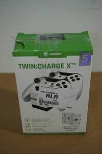 Snakebyte Twin Charge X XBOX One Rechargeable Battery Set