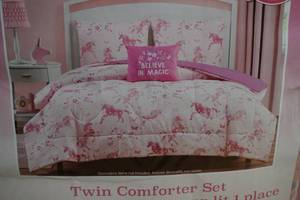 B Kids Floral Unicorns Comforter Set - Twin