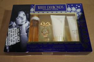 Elizabeth Taylor White Diamonds Gift Set