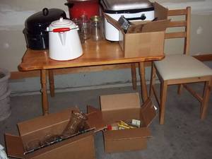 lot 37 image: Vintage Tea Kettle, Roaster Pan, Au...