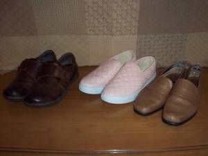 lot 107 image: Ladies Shoes (Size 9) See Photos...