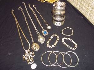 lot 192 image: Silver