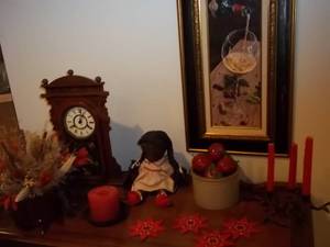 lot 127 image: Various Decorative Items