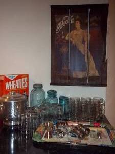 lot 131 image: Cocktail Tray