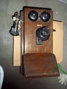 lot 145 image: Vintage, Antique Phone