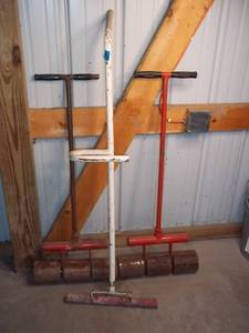 lot 85 image: Lot of (3) nice heavy Duty Metal fr...