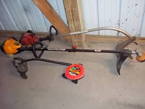 lot 89 image: Homelite bandit gas weed whip, Poul...