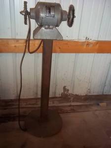 lot 95 image: Chicago Power Tools heavy duty indu...