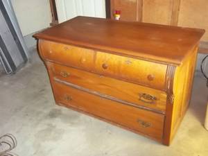 lot 302 image: Antique light toned wood 4-drawer D...