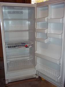 lot 307 image: Frigidaire Upright Freezer with Dig...