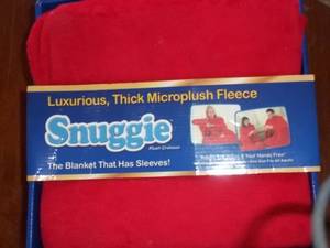 lot 312 image: Snuggie fleece Blanket in box...